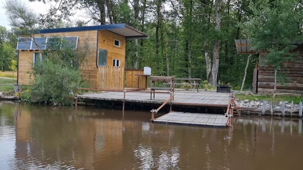 Poste n°2 - Poste 2 - VIP Chalet (1 ou 2 pêcheurs)
